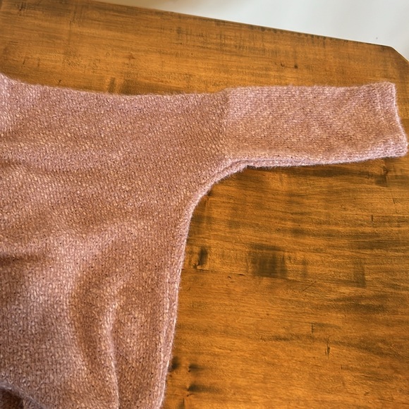 NEW Impressions Women’s Oversized Dusty Rose Sweater Size Large L NWT - Picture 6 of 9